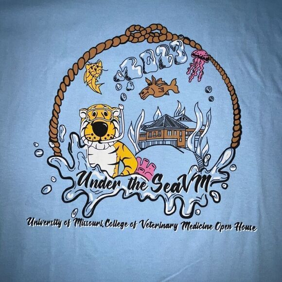 M&O Gold Mens Medium T-Shirt University of Missouri Under the Sea Cotton Grunge - Picture 2 of 8